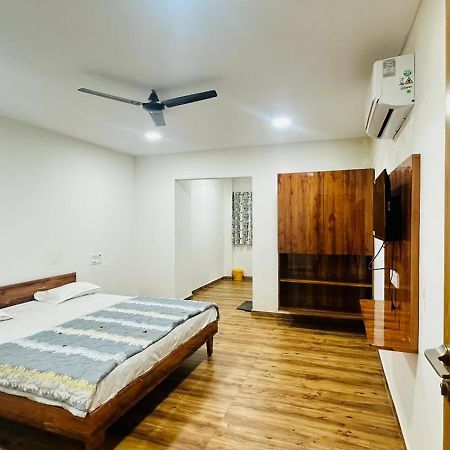Patel Hotel & Guest House Shanor エクステリア 写真